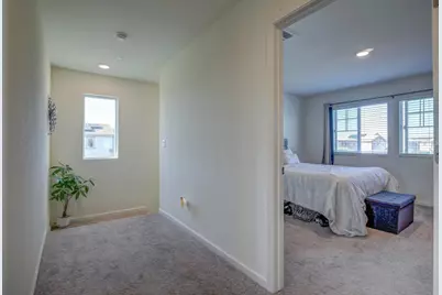 8320 Kossum Way, Elk Grove, CA 95624 - Photo 5