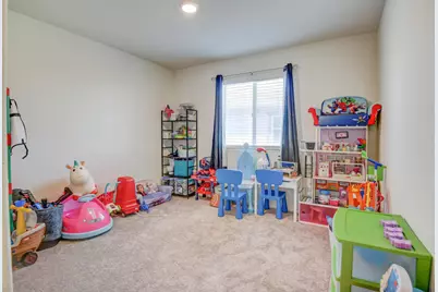 8320 Kossum Way, Elk Grove, CA 95624 - Photo 15