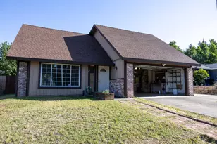 2252 S Whitney Blvd, Rocklin, CA 95677 - Photo 3