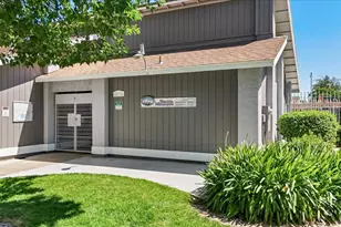 1205 Courtney Way, Modesto, CA 95358 - Photo 33