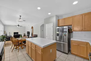 10402 Big Oak Cir, Stockton, CA 95209 - Photo 13