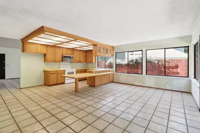 7983 Stone Canyon Circle, Citrus Heights, CA 95610 - Photo 13