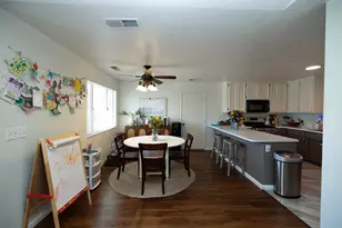 1300 Windsor Ct, Turlock, CA 95380 - Photo 7