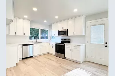 7072 Sunburst Way, Citrus Heights, CA 95621 - Photo 9