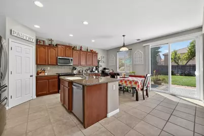 1085 Ashford Lane, Lincoln, CA 95648 - Photo 9