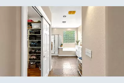 2815 Castleview Drive, Turlock, CA 95382 - Photo 27