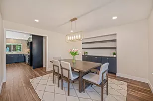 898 Lake Front Dr, Sacramento, CA 95831 - Photo 11