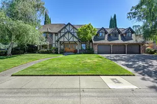 898 Lake Front Dr, Sacramento, CA 95831 - Photo 1