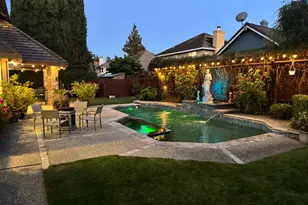 898 Lake Front Dr, Sacramento, CA 95831 - Photo 51