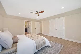 898 Lake Front Dr, Sacramento, CA 95831 - Photo 27