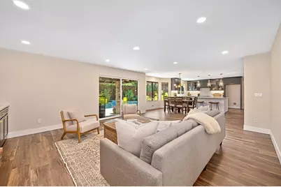 898 Lake Front Drive, Sacramento, CA 95831 - Photo 21