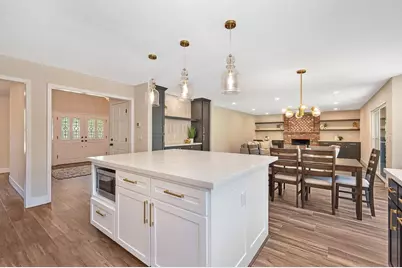 898 Lake Front Drive, Sacramento, CA 95831 - Photo 15