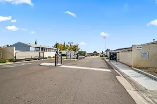 Eureka Ln, Sacramento, CA 95842 - Photo 31