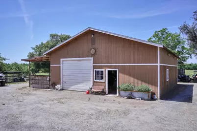 4611 Heather Hills Lane, Oakdale, CA 95361 - Photo 3