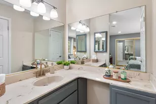 8645 Prairiewoods Dr, Sacramento, CA 95828 - Photo 17