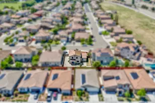 1412 Red Ribbons Ln, Manteca, CA 95337 - Photo 31