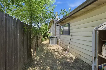 5841 Meghan Way, Sacramento, CA 95842 - Photo 23