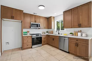1646 E 8th St, Stockton, CA 95206 - Photo 11