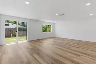 2621 Fernandez Dr, Sacramento, CA 95822 - Photo 15