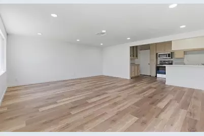 2621 Fernandez Drive, Sacramento, CA 95822 - Photo 13