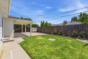 2621 Fernandez Dr, Sacramento, CA 95822 - Photo 27