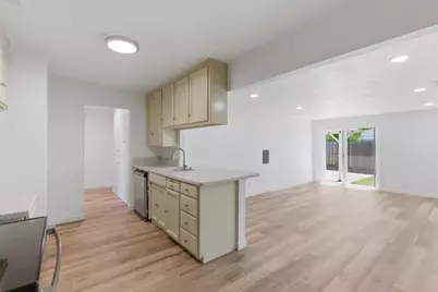 2621 Fernandez Drive, Sacramento, CA 95822 - Photo 9