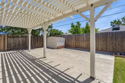 2621 Fernandez Drive, Sacramento, CA 95822 - Photo 23