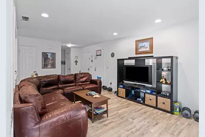 7025 Woodrick Way, Sacramento, CA 95842 - Photo 19