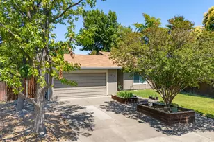 7025 Woodrick Way, Sacramento, CA 95842 - Photo 5