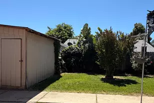 4480 Lineras Way, Sacramento, CA 95823 - Photo 13