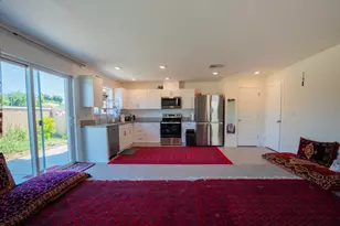 7705 Forestdale Wy, Elk Grove, CA 95758 - Photo 5