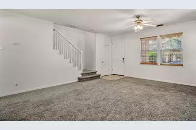 2201 Driftwood Park Dr, Modesto, CA 95355 - Photo 9