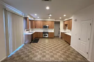 2201 Driftwood Park Dr, Modesto, CA 95355 - Photo 5