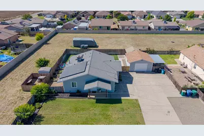 456 E Gerard Avenue, Merced, CA 95341 - Photo 17