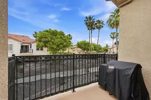 3301 N Park Dr, Sacramento, CA 95835 - Photo 7