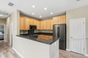 3301 N Park Dr, Sacramento, CA 95835 - Photo 15