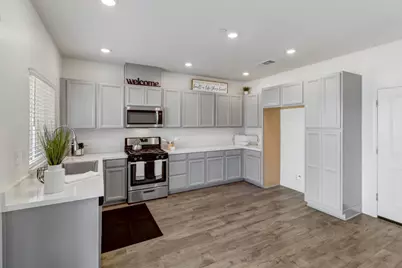 2887 Krone Way, Antelope, CA 95843 - Photo 5