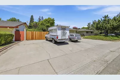 4133 Crondall Drive, Sacramento, CA 95864 - Photo 19