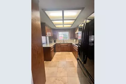 6104 Chickasaw Court, Manteca, CA 95336 - Photo 17