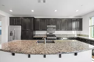 9362 Bear Grass Cir, Sacramento, CA 95829 - Photo 7