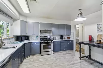 10503 Wilton Road, Elk Grove, CA 95624 - Photo 19