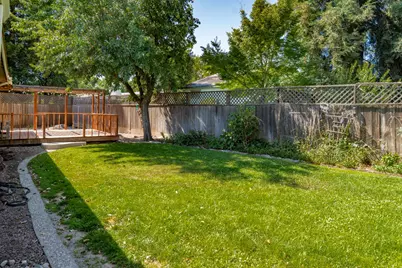 3724 Glenview Court, Modesto, CA 95355 - Photo 13
