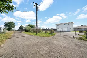6515 W 4th St, Rio Linda, CA 95673 - Photo 13