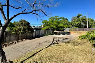 1194 Wesley Ln, Auburn, CA 95603 - Photo 9