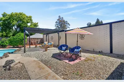 7577 Alma Vista Way, Sacramento, CA 95831 - Photo 47