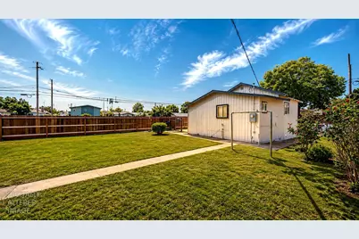 253 West Avenue, Oakdale, CA 95361 - Photo 33