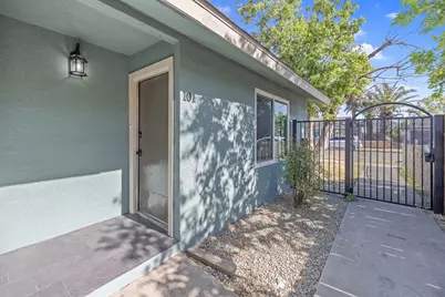 2251 E Clay Avenue, Fresno, CA 93701 - Photo 1