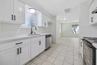 2251 E Clay Avenue, Fresno, CA 93701 - Photo 11