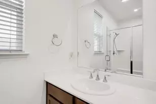 7447 Darque Wy, Elk Grove, CA 95757 - Photo 17