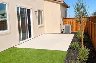 675 E Diaz Ln, Mountain House, CA 95391 - Photo 13